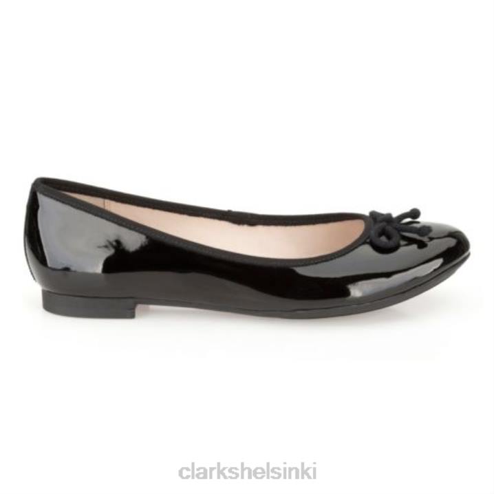 clarks carousel ride musta patentti Clarks sukupuolineutraali 2DHN4082 musta patentti