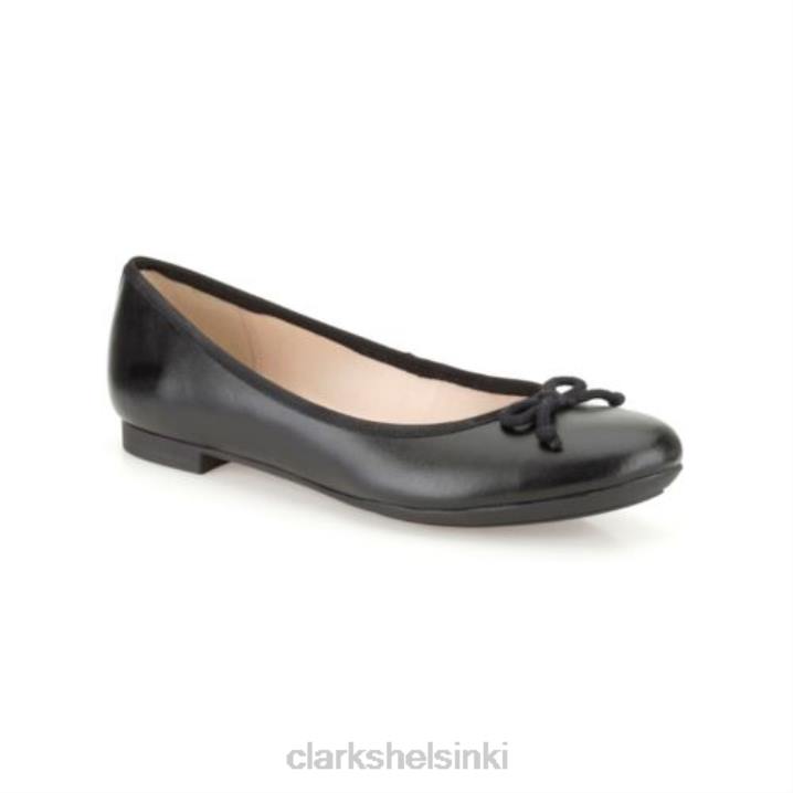 musta nahkainen clarks karuselliajelu Clarks sukupuolineutraali 2DHN4083 musta nahka