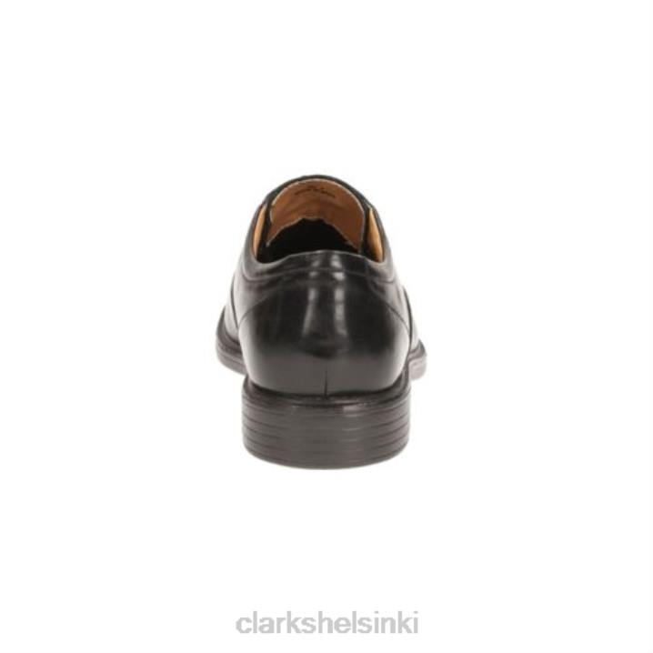 musta clarks boone Clarks miehet 2DHN4427 musta