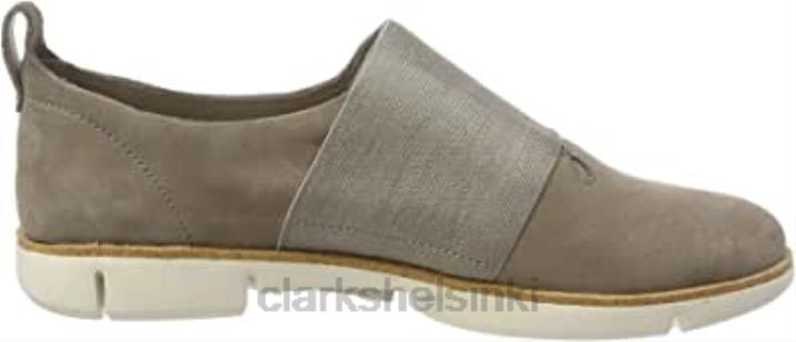 clarks naisten kolmimuotoiset mokasiinit Clarks naiset 2DHN1810