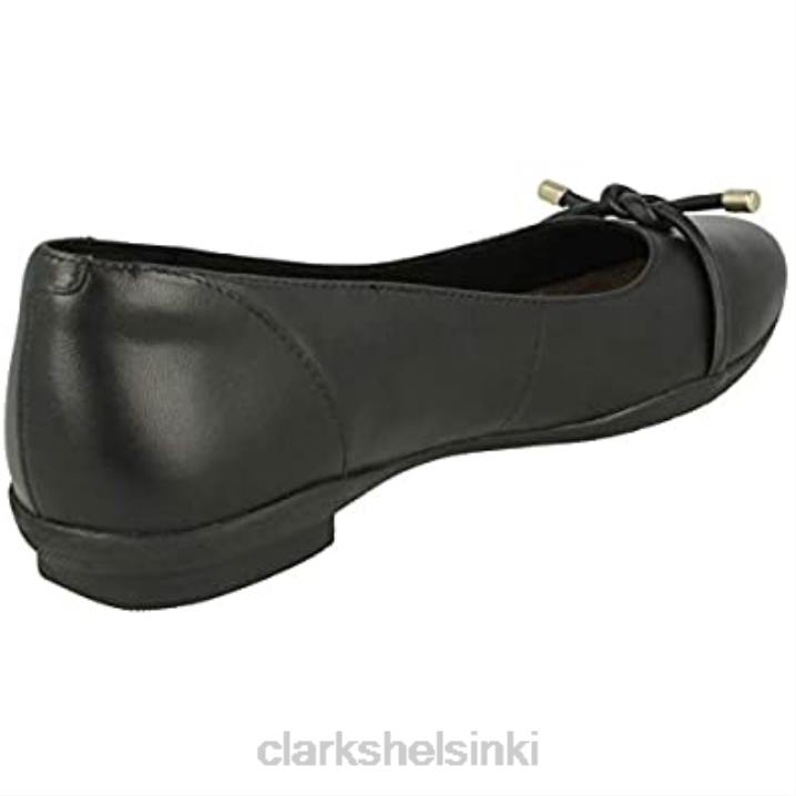 clarks neenah poppy naisten leveät pumput musta Clarks naiset 2DHN994 musta