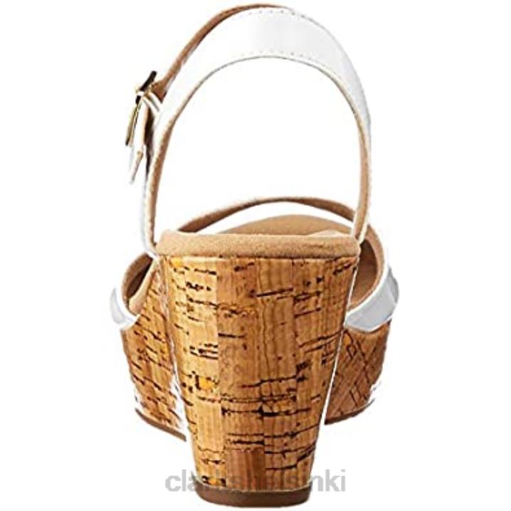 clarks white patentoitu synteettinen naisten annadel mystic -korkoinen sandaali Clarks naiset 2DHN2049 valkoinen patentoitu synteettinen materiaali