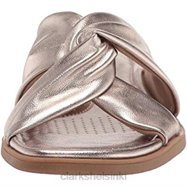 metallinen clarks naisten reyna twist litteä sandaali Clarks naiset 2DHN2299 metallinen