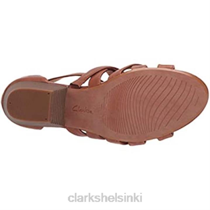ruskea nahkainen clarks naisten lorene pop -korkoinen sandaali Clarks naiset 2DHN2912 ruskea nahka