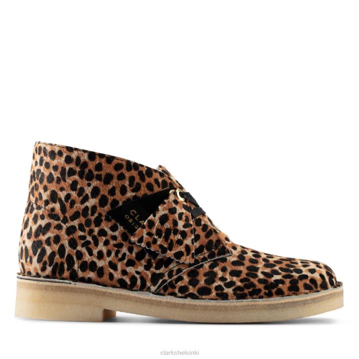 clarks leopardprint po ny desert boot leopard print po ny Clarks naiset 2DHN5353 leopardikuvioinen poni