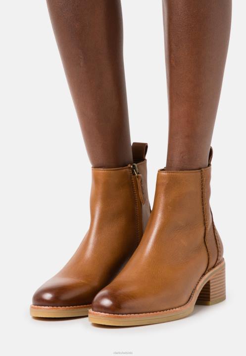 Kölnin vetoketjulliset nilkkurit tummat ruskeat clarks Clarks sukupuolineutraali 2DHN7086 tumma rusketus