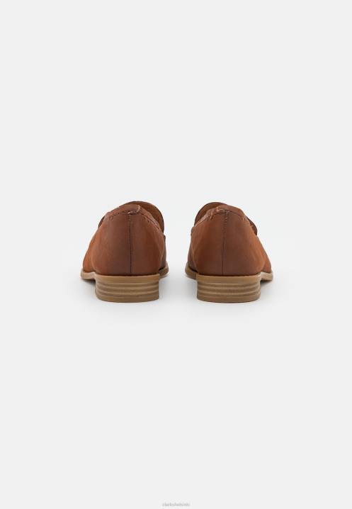 puhdas hall slip-ons rusketus clarks Clarks sukupuolineutraali 2DHN6934 rusketus